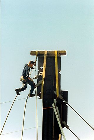 Marco Ernandes connecting stays at tower top.