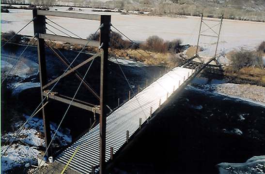 Meriwether Bridge from the east, closing the gap at the west abutment.
