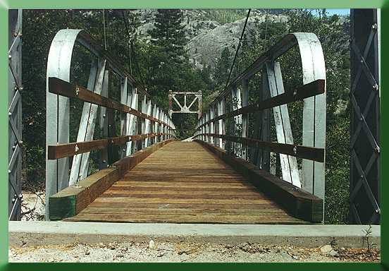 Cassidy Bridge centerline view, July 2000.